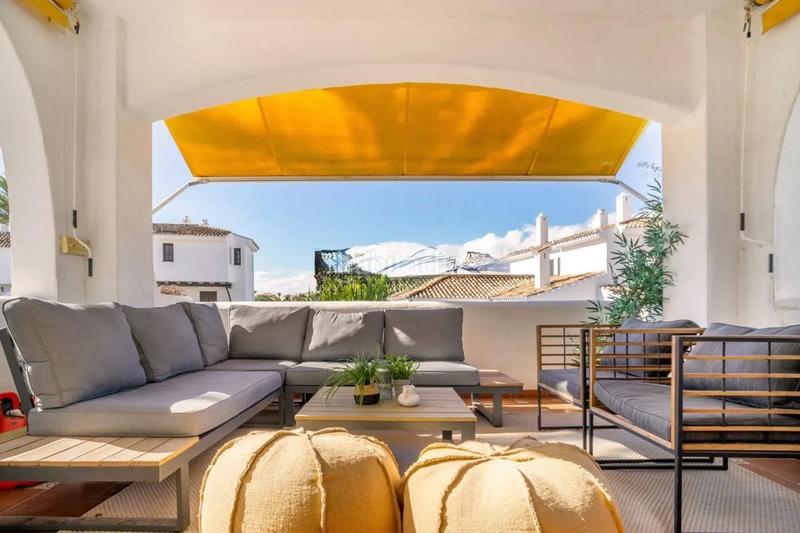Foto e423e64e-5b32-4d16-bf6f-0b4eb37e4af0. Apartamento atractivo apartamento en planta baja con dos amplias terrazas en aldea blanca en Marbella