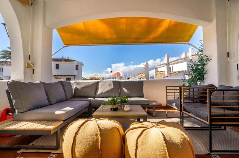 Foto e808d333-d692-4b8b-9077-62dbcc80f216. Apartamento atractivo apartamento en planta baja con dos amplias terrazas en aldea blanca en Marbella