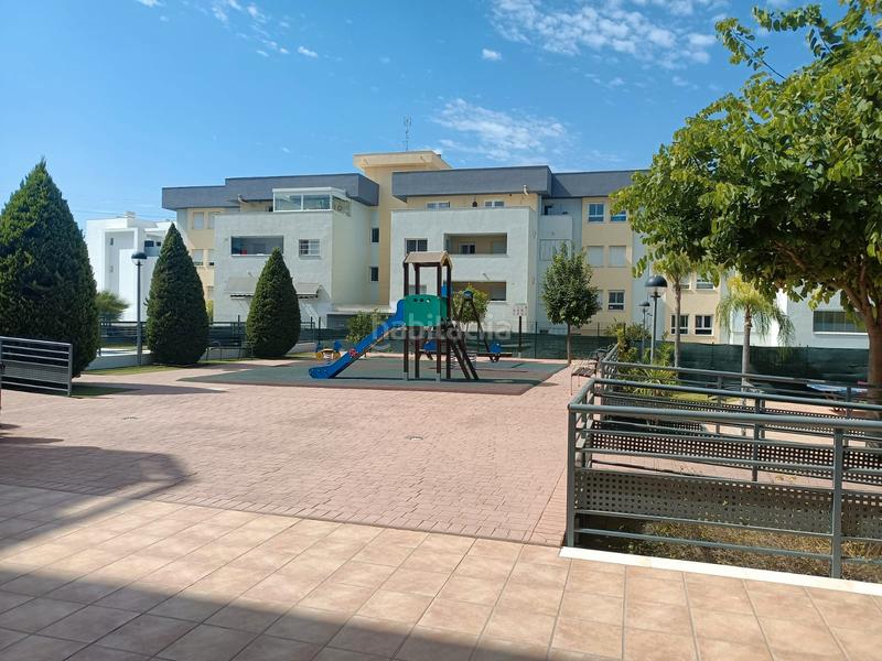 Foto d9cda983-3366-4e16-8c14-55cef9013d02. Pis amb aparcament piscina a Santa Isabel Málaga
