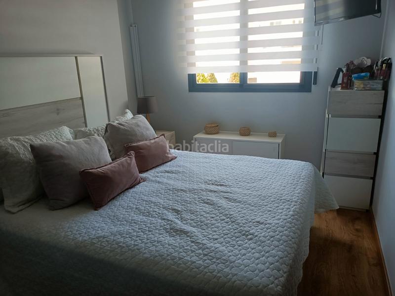 Foto e8e41f1f-3f69-4060-ba25-5d78ccaeab69. Pis amb aparcament piscina a Santa Isabel Málaga