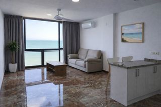 Lloguer Apartament a Zona Centro Comercial Torrequebrada. Apartamento en alquiler
