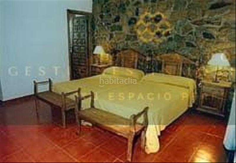 Foto ba8d1705-a853-49ab-93a4-443dab2b98da. Edifici a Montijo