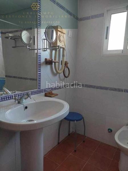 Foto ffce3919-3fdf-4c0f-9fec-45133a1840cd. Edifici a Montijo