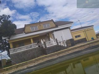 Chalet in Oeste. Méridachalet