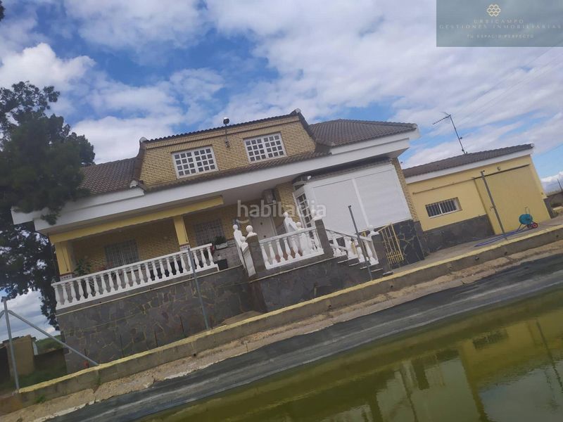 Foto c38850d9-a070-41eb-9da4-94365dd61eff. Xalet a Oeste Mérida