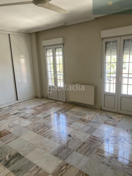 Foto aded90d7-ff00-4c80-8414-5e83145d3b19. Pis amb calefacció aparcament a Centro Mérida