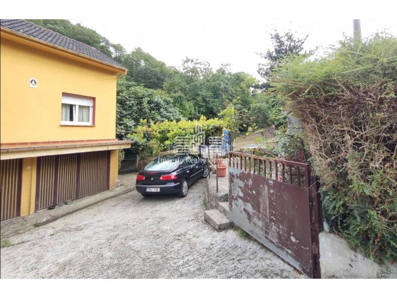 Foto 660e08fd-addf-4133-bf57-cc83046d760e. Maison avec chauffage dans Riaño - Los Barros Langreo