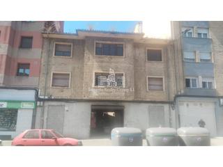 Edificio  Adolfo garcia arbesu. Venta de edificio con excelente ubicación en sama, langreo