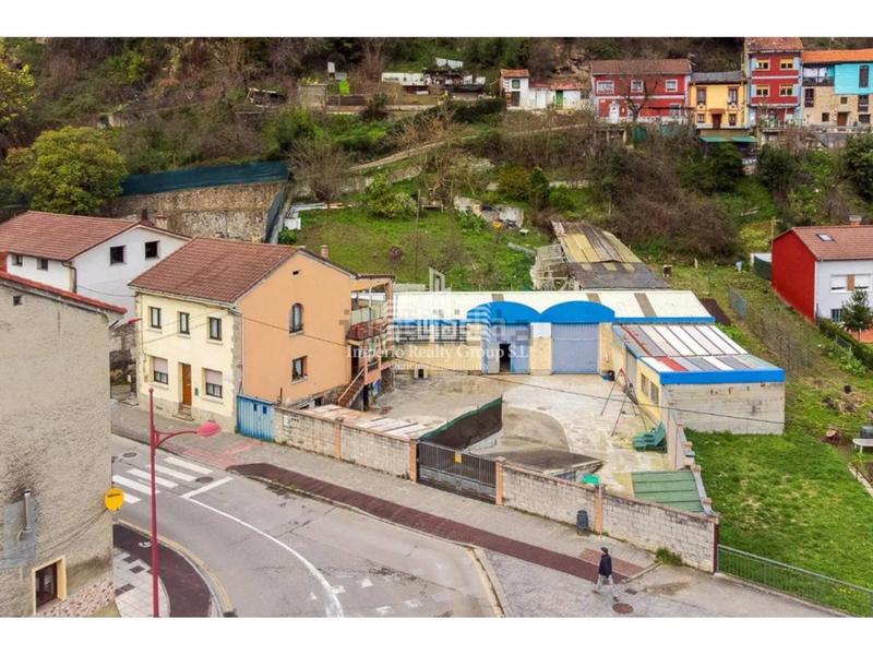 Foto 0f2e69ff-4851-4a52-a1bb-dc41f1b7970a. Casa  en barros, en Lada Langreo