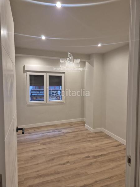 Foto 2e79b664-4f90-419d-b31e-751a2a16e8a8. Pis a La Felguera Langreo