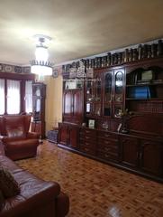 Appartement  N/a. Teodoro cuesta un piso que marca diferencia en mieres