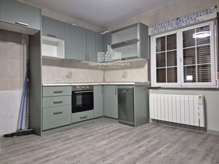 Etagenwohnung  N/a. Piso de planta baja reformado y con todos los servicios