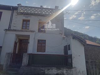 Maison jumelée  N/a. Casa de piedra en plena naturaleza  aller, asturias  puertas abi