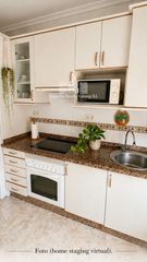 Etagenwohnung  N/a. En figaredo