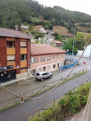 Pis  N/a. Piso de 67 m con 3 dormitorios para reformar en figaredo  65.000