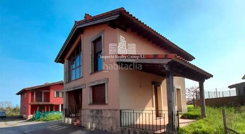 Foto 3b435b03-e148-4a83-b8d2-e2e10fafa56c. Chalet en luces en Colunga
