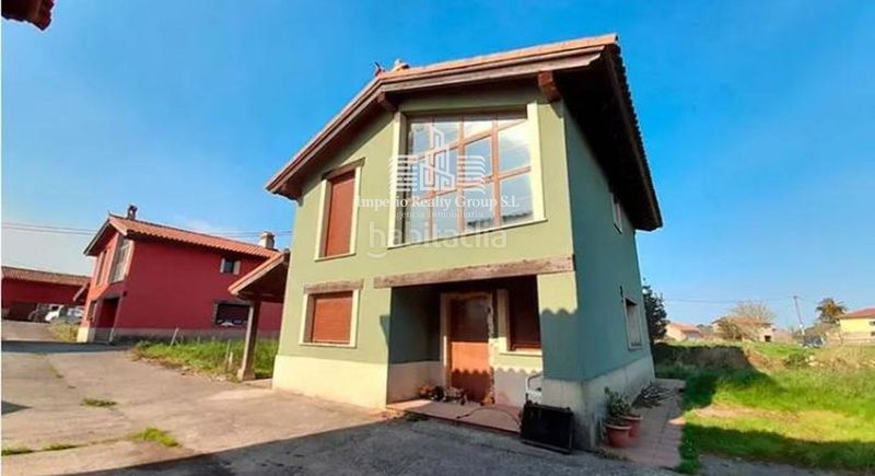 Foto e26adbec-7f3b-456d-917c-d9f825a76ab3. Chalet en luces en Colunga