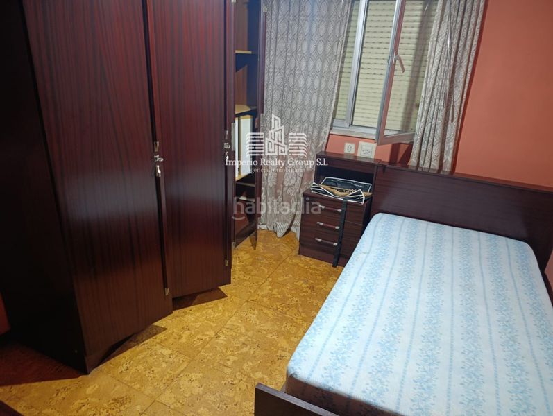 Foto 19ec10fa-cfeb-4011-ae3a-6485d159c239. Casa a La Felguera Langreo