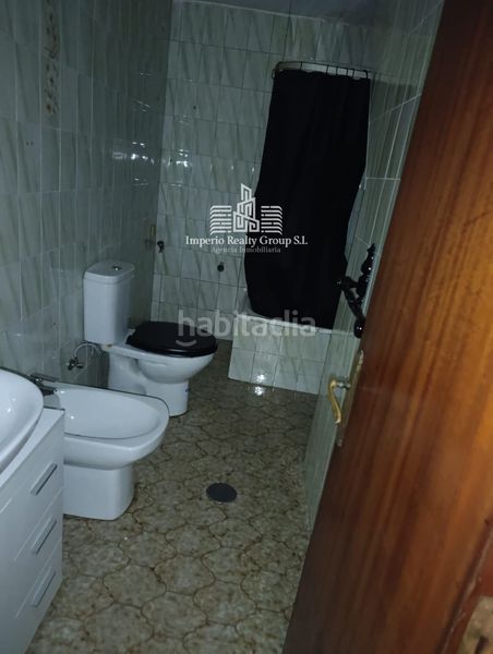 Foto 29070a60-dfd7-49e6-ad19-f9e916cff8ee. Casa a La Felguera Langreo