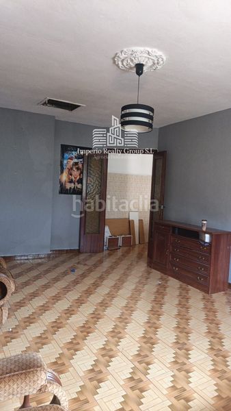 Foto d9a860ad-5d42-4124-8c48-6094813b31a3. Casa a La Felguera Langreo