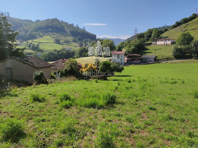 Foto e3af5cce-d1a3-47b4-ad54-35700573d273. Finca rústica en Grado