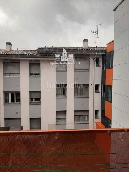 Foto c717ab69-463b-45f9-b08b-e1d359835235. Pis amb calefacció a Cimadevilla Gijón