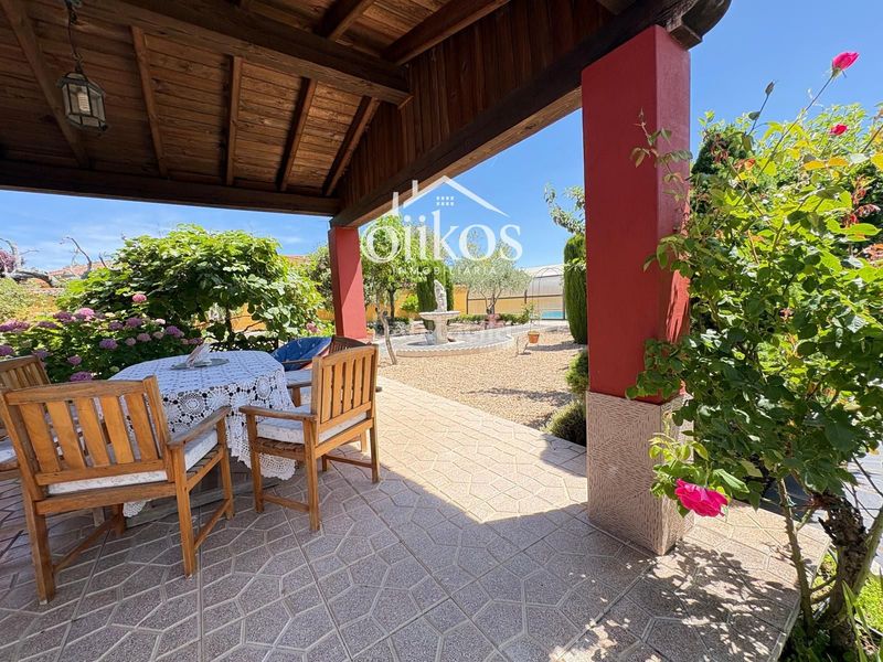Foto 620d9952-ae7b-4547-931e-54fa69a80f0e. Chalet en Buenavista