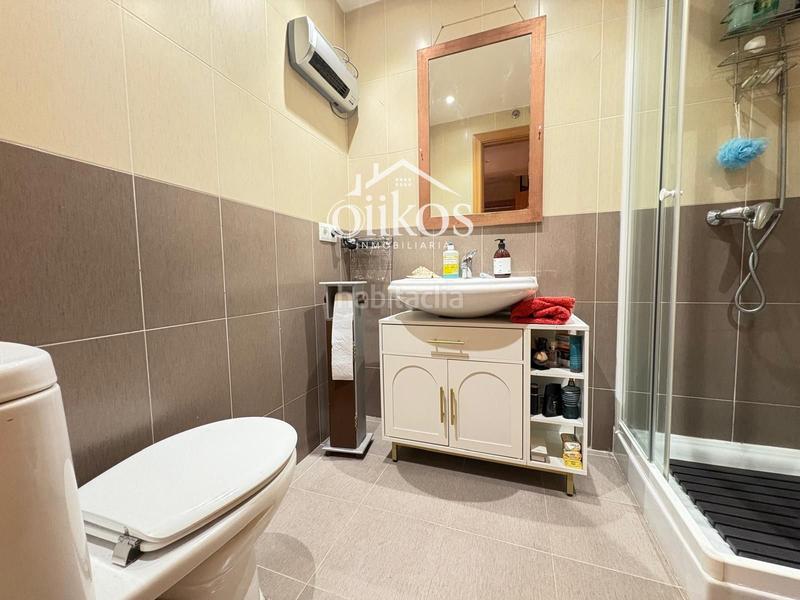 Foto 6133eb63-f9b5-4ba6-9e88-d073284cfe99. Casa a schiera con riscaldamento piscina in Villares de la Reina