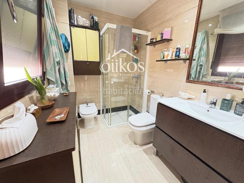 Foto 6bc54397-601a-42be-9eb1-da51eb958638. Casa a schiera con riscaldamento piscina in Villares de la Reina