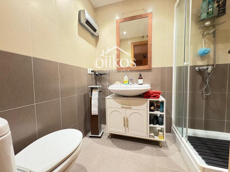 Foto e731dc4e-248a-4fde-8734-a54af55452f6. Casa a schiera con riscaldamento piscina in Villares de la Reina