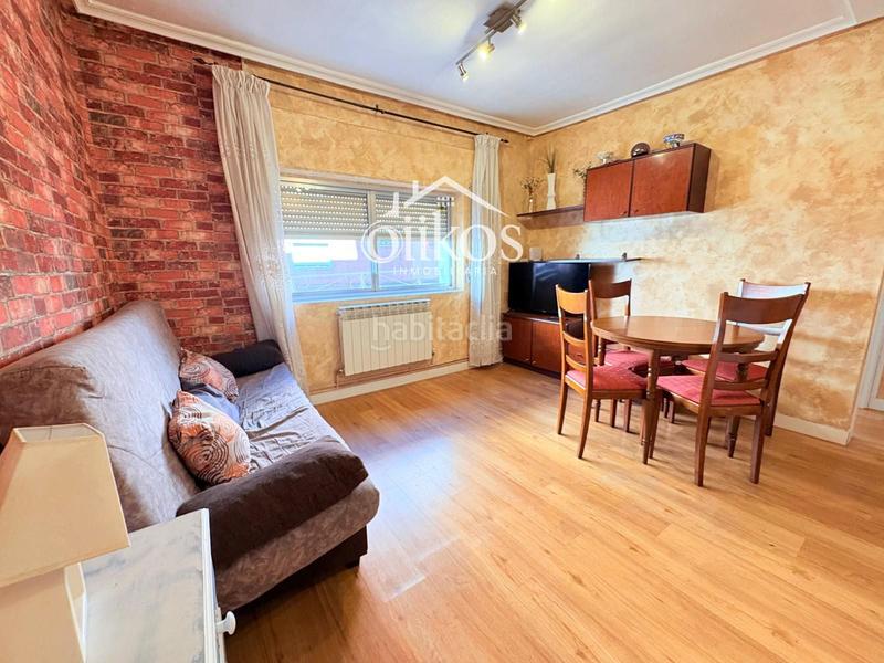 Foto 8bc4ecdc-ee1a-41d0-9c43-24fe61cdfcb2. Rent flat with heating in Vidal Salamanca