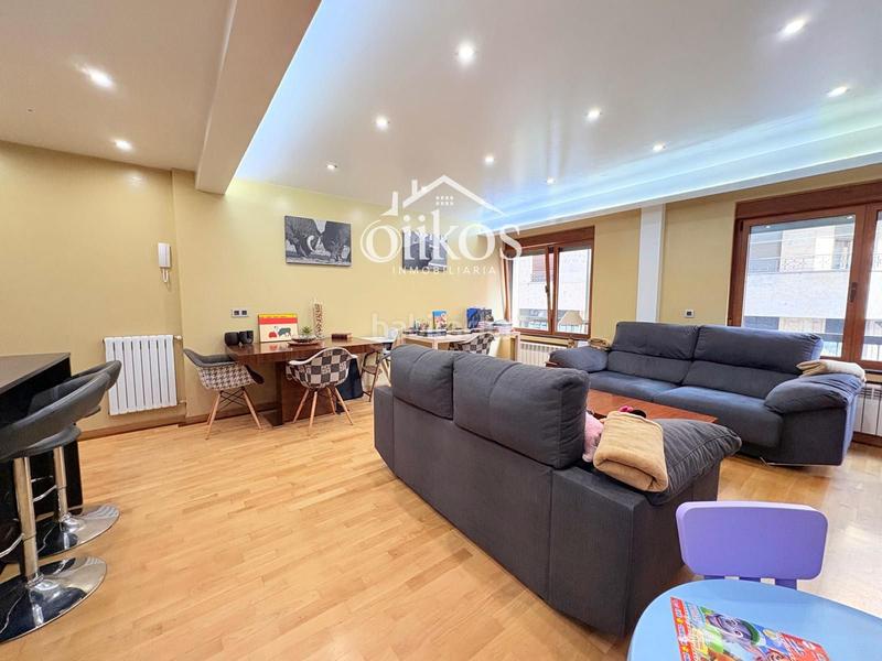 Foto b339ccdf-e454-402a-8e4d-3e5c3de876c5. Etagenwohnung mit heizung in San Vicente - Las Úrsulas Salamanca