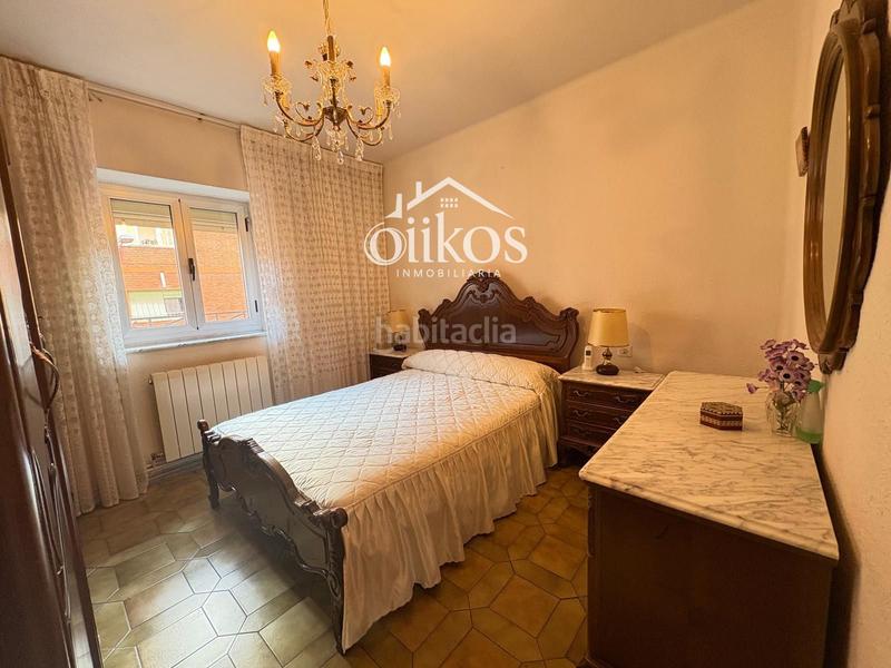 Foto 17ae8f88-fcf2-4f33-b0c6-f547354e5a6e. Flat with heating in Garrido Norte Salamanca