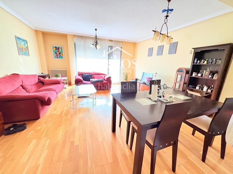 Foto 1290622a-8911-4b63-93e2-ea6d2ef8171d. Duplex avec chauffage parking piscine dans Vistahermosa Salamanca