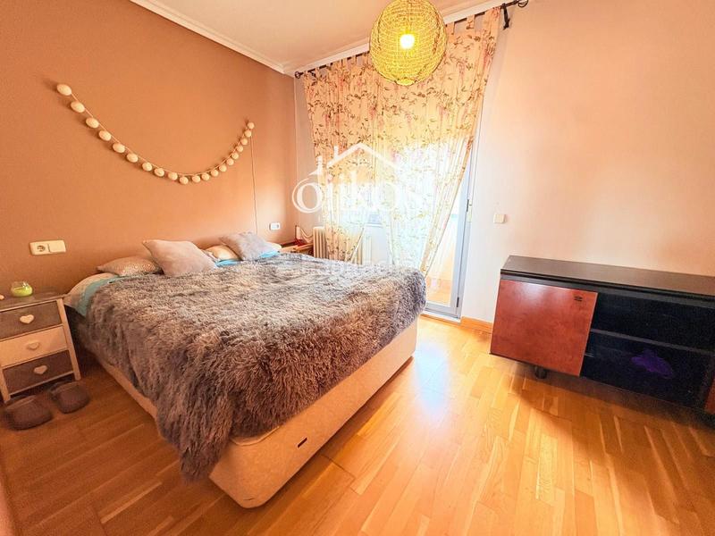 Foto 5c4d80ae-5312-43e8-92ad-a7b55f981f77. Duplex avec chauffage parking piscine dans Vistahermosa Salamanca