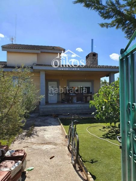 Foto 5257e224-031d-419d-81bb-01d494518f79. Chalet en Calvarrasa de Arriba