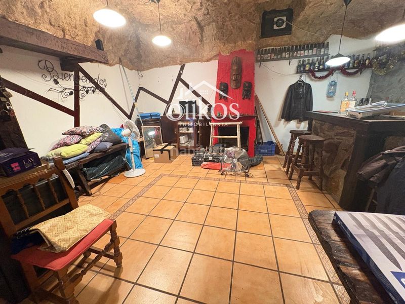 Foto 493e2221-5c0e-4709-8954-ff2a9c66d1c9. Casa adossada amb calefacció aparcament a Tejares - Chamberí - Alcades Salamanca