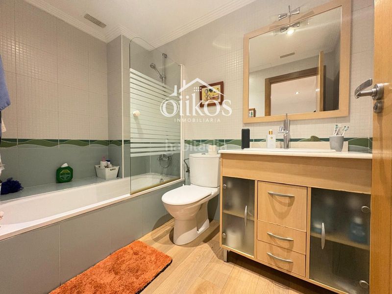 Foto ddbf9088-d584-4634-838d-9c8eee7e5a8c. Casa adossada amb calefacció aparcament a Tejares - Chamberí - Alcades Salamanca