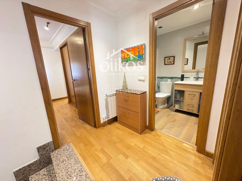 Foto f1b00f89-4e88-4fab-aabf-2d890f2ef413. Casa adossada amb calefacció aparcament a Tejares - Chamberí - Alcades Salamanca