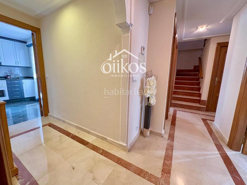 Foto 10ead7f4-0fef-438f-ad09-424954fc0405. Casa con riscaldamento parcheggio in Villares de la Reina