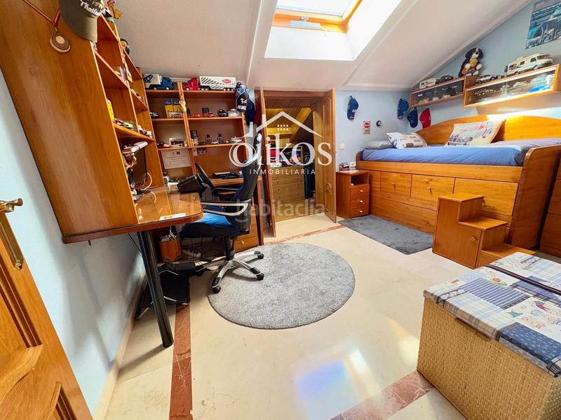 Foto 2afa06a5-0ea0-4648-9048-8f93a6d61c93. Casa con riscaldamento parcheggio in Villares de la Reina