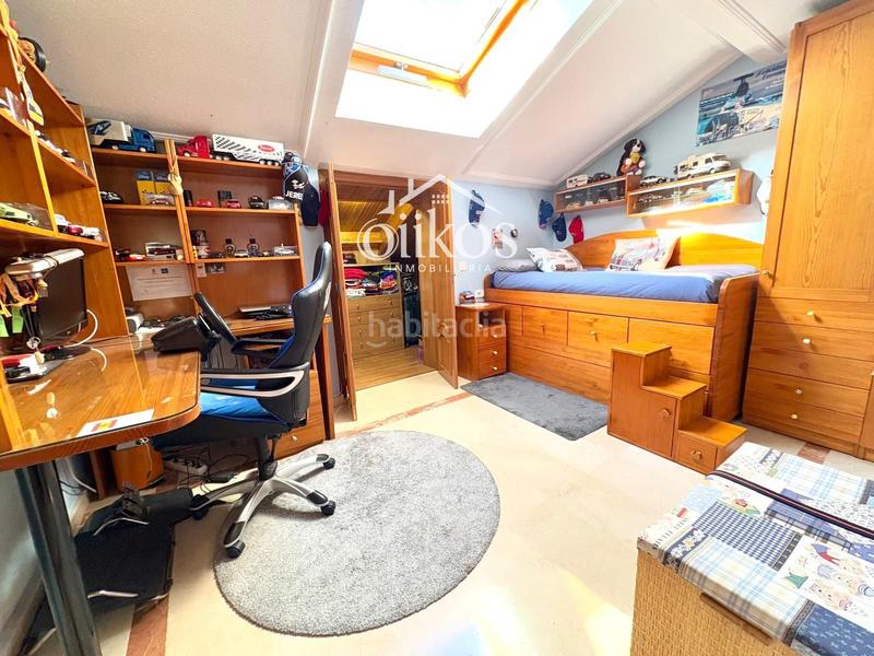 Foto 2b742e27-2f41-43d8-bd2a-55a2ff14dd3a. Casa con riscaldamento parcheggio in Villares de la Reina