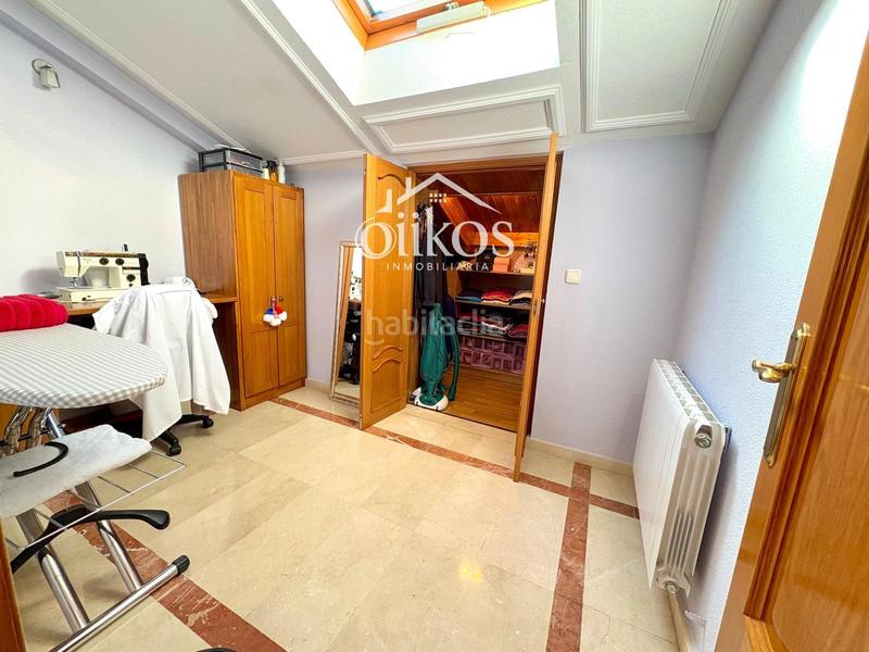 Foto 55b6d66e-a7f5-4a2a-8237-abc95b179ff1. Casa con riscaldamento parcheggio in Villares de la Reina