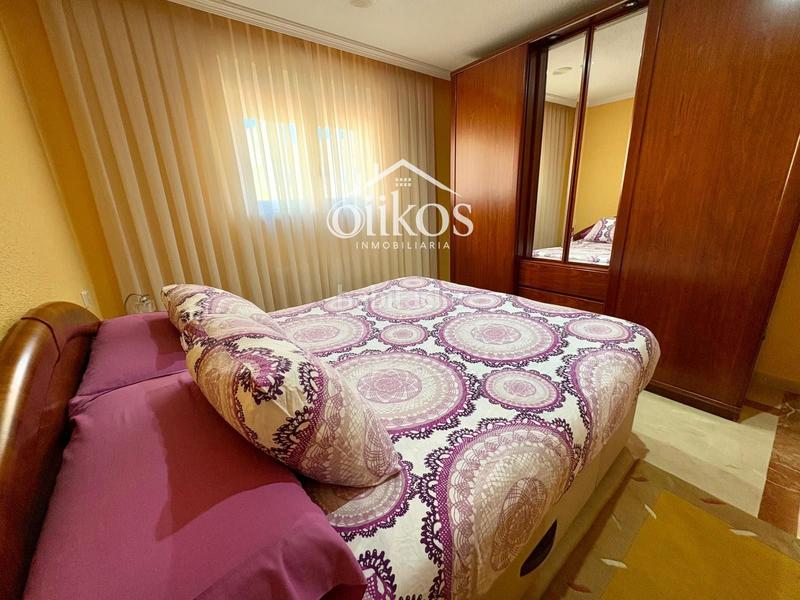 Foto b549a354-1fc4-4a05-b1ca-fe6545f69b1b. Casa con riscaldamento parcheggio in Villares de la Reina