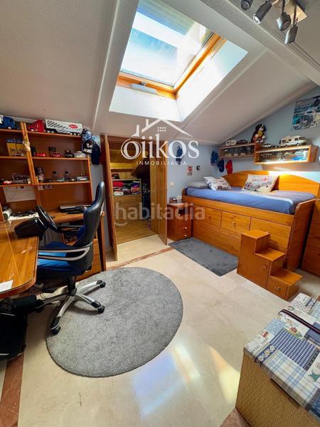 Foto f7009cbe-2b13-427a-ae33-e73c99e15a2e. Casa con riscaldamento parcheggio in Villares de la Reina