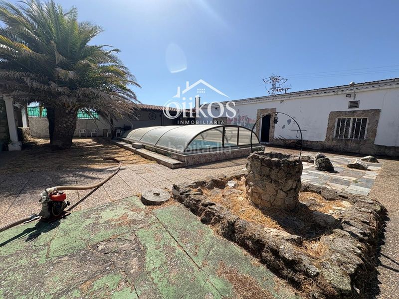Foto f4c7c3d4-488c-41f6-8d21-bc15332fc513. Casa en Vitigudino