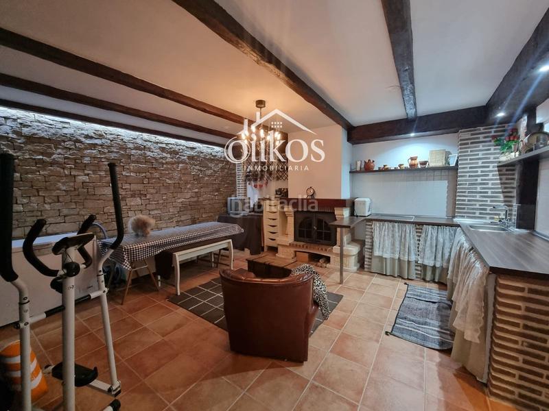 Foto 94609170-7791-41fc-9579-0e2402241eaa. Casa a schiera con riscaldamento piscina in Villamayor