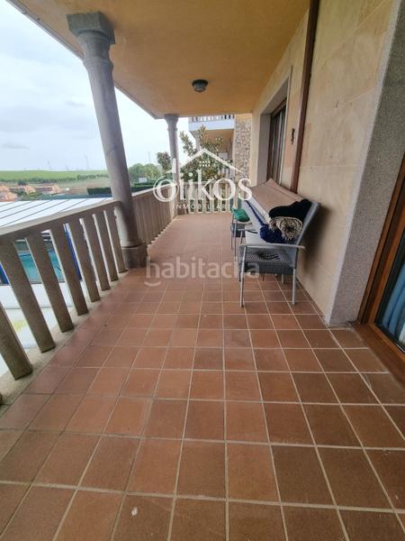 Foto b385c2d5-dddc-45e2-b044-989fe11d2afc. Casa a schiera con riscaldamento piscina in Villamayor