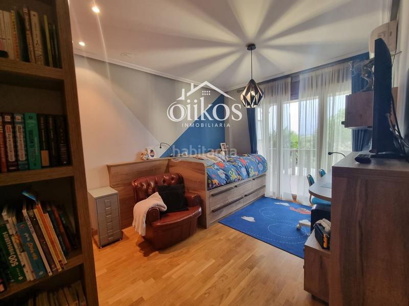 Foto ddac2001-d9e0-4080-9735-c182c0e3e8a4. Casa a schiera con riscaldamento piscina in Villamayor