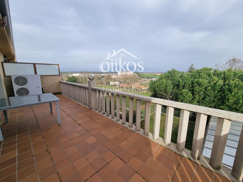 Foto f8931d26-49b6-4725-a069-b1b6768eceb7. Casa a schiera con riscaldamento piscina in Villamayor